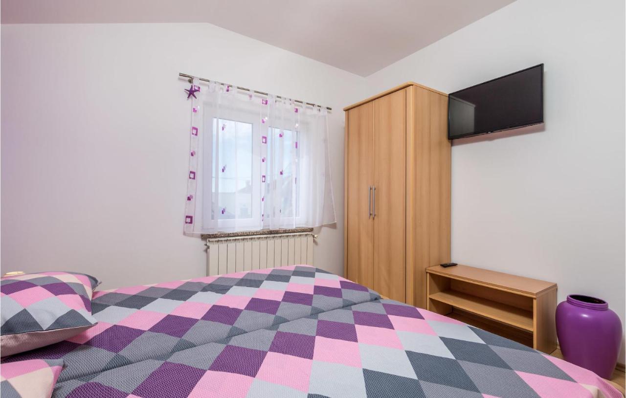 2 Bedroom Beautiful Apartment In Rukavac Rukavac  Exteriér fotografie